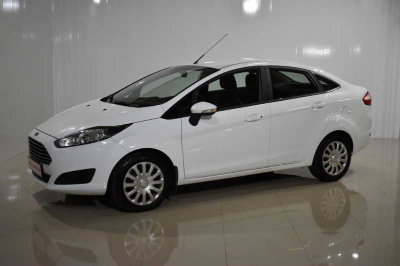 Ford Fiesta, Mk6 Рестайлинг 2016 с пробегом 46 000 км.