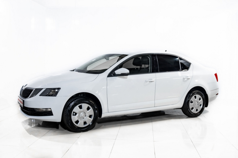 Skoda Octavia, III (A7) Рестайлинг 2018 с пробегом 13 000 км.