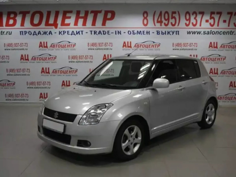 Suzuki Swift, III 2008 с пробегом 76 000 км.