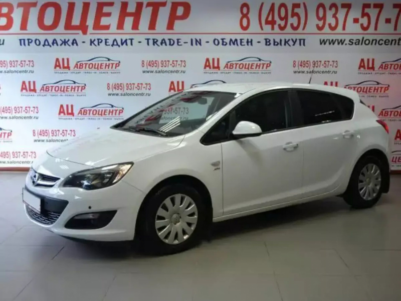 Opel Astra, J Рестайлинг 2013 с пробегом 71 000 км.