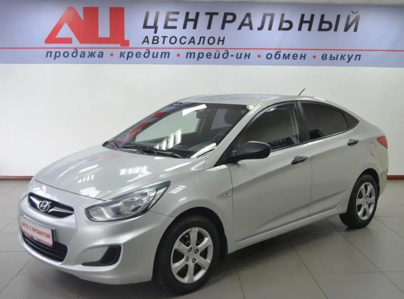 Hyundai Solaris, I 2011 с пробегом 85 000 км.