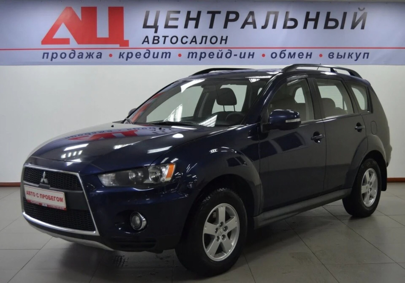 Mitsubishi Outlander, II Рестайлинг 2010 с пробегом 81 000 км.