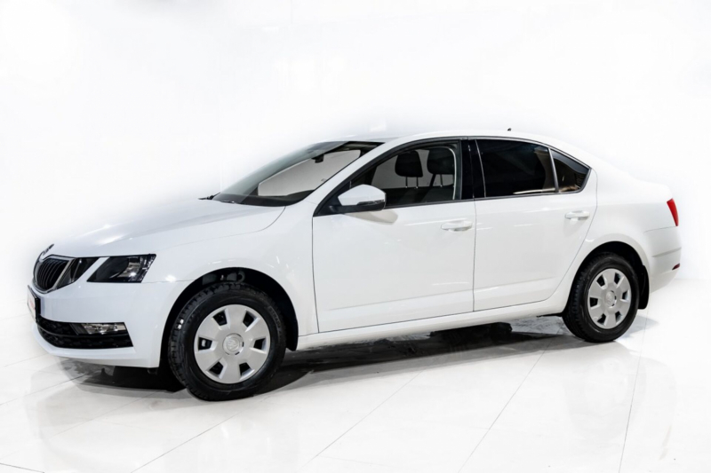 Skoda Octavia, III (A7) Рестайлинг 2018 с пробегом 8 000 км.