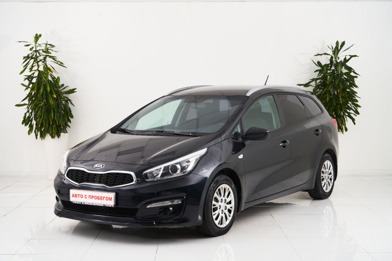 Kia Ceed, II Рестайлинг 2015 с пробегом 61 000 км.