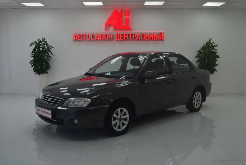 Kia Spectra, I Рестайлинг 2 2006 с пробегом 50 000 км.