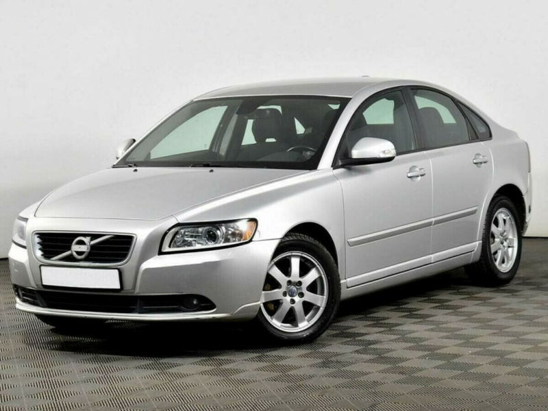 Volvo S40, II Рестайлинг 2012 с пробегом 102 000 км.