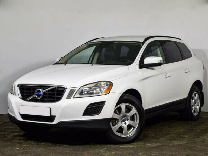 Volvo XC60, I 2012 с пробегом 74 000 км.