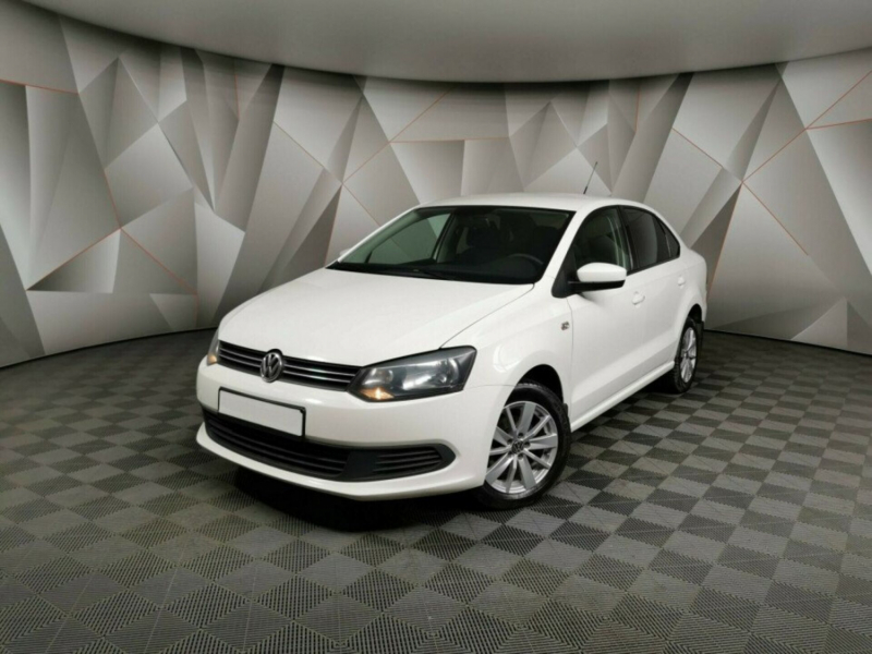 Volkswagen Polo, V 2015 с пробегом 88 000 км.