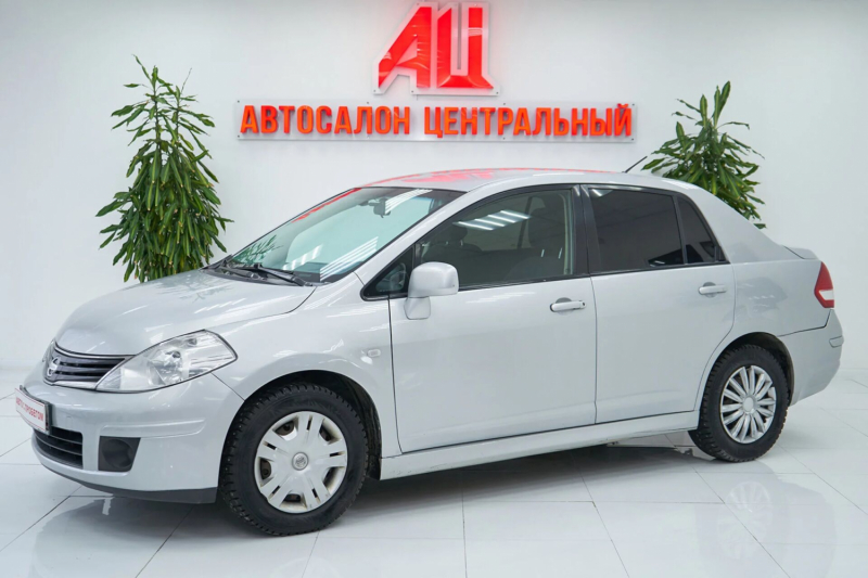 Nissan Tiida, I Рестайлинг 2011 с пробегом 110 000 км.