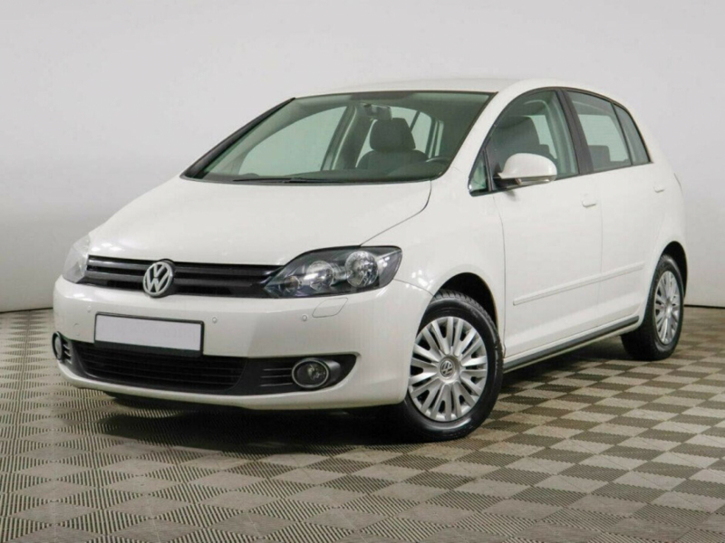 Volkswagen Golf Plus, II 2013 с пробегом 91 000 км.