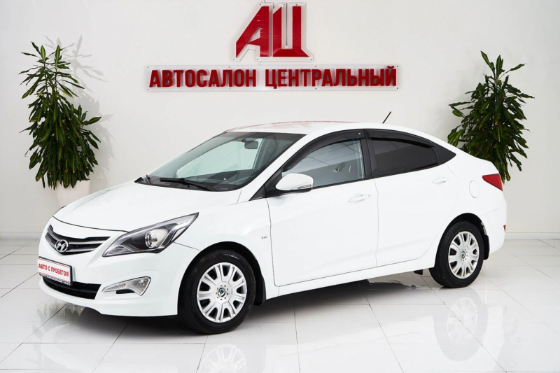 Hyundai Solaris, I Рестайлинг 2016 с пробегом 49 000 км.