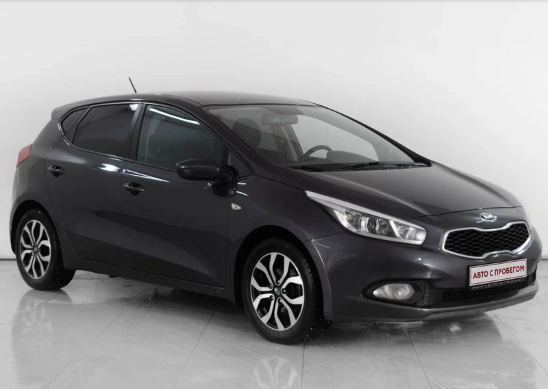 Kia Ceed, II 2014 с пробегом 106 159 км.