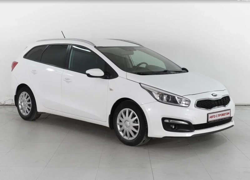 Kia Ceed, II Рестайлинг 2015 с пробегом 161 827 км.