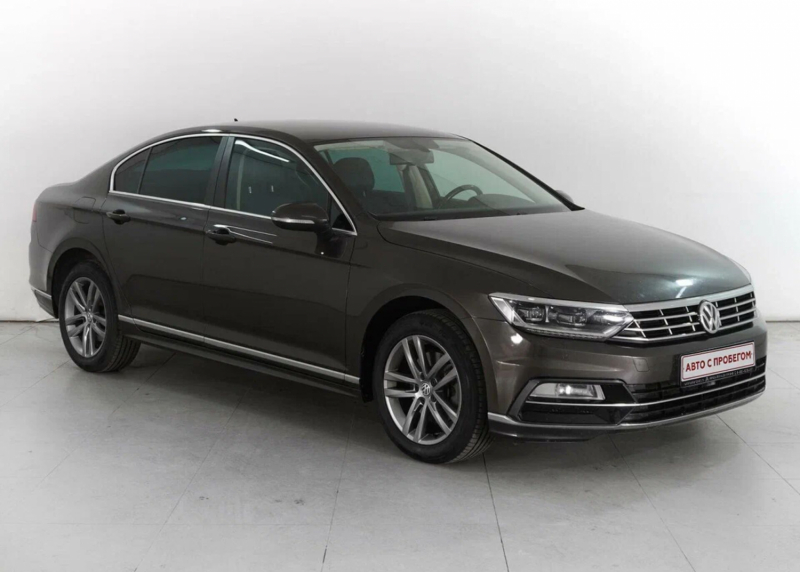 Volkswagen Passat, B8 2017 с пробегом 176 364 км.