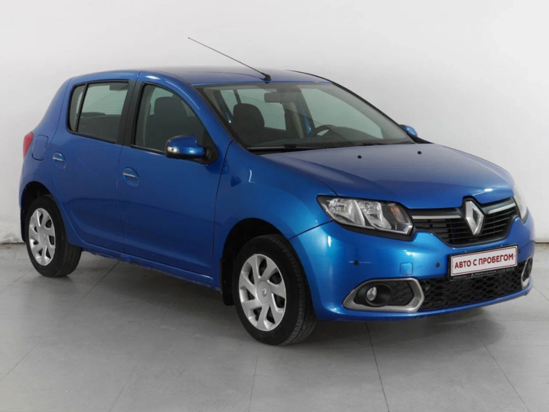 Renault Sandero, II 2016 с пробегом 92 715 км.