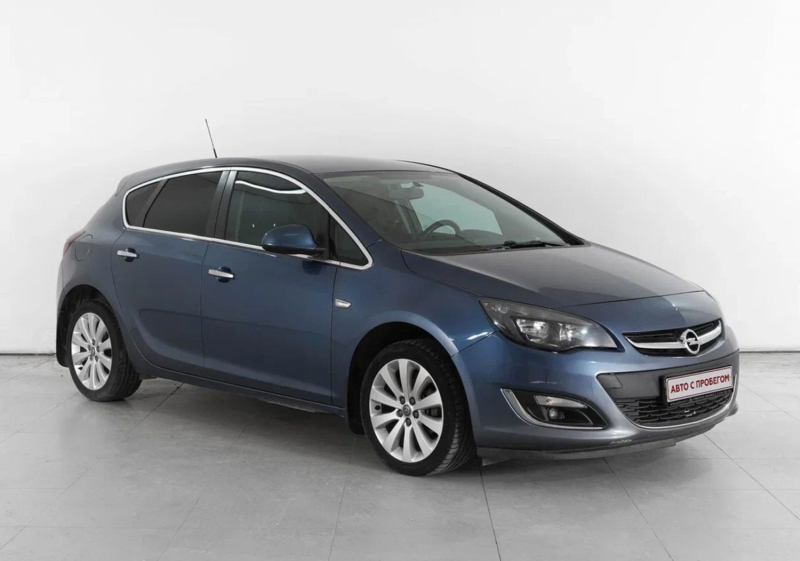 Opel Astra, J Рестайлинг 2013 с пробегом 182 538 км.